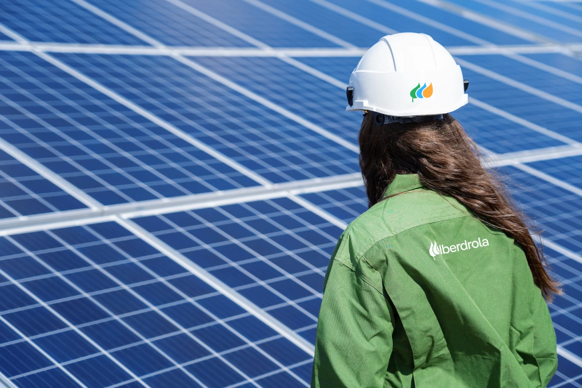 Imagem Inversor Solar - O que é, tipos e para que serve um inversor solar?